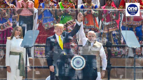 Namaste-Trump