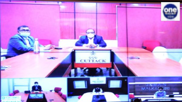 Chief-Sec-meeting-collector
