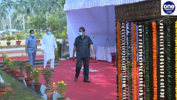 Naveen Patnaik-bus-terminal-inauguration-cuttack