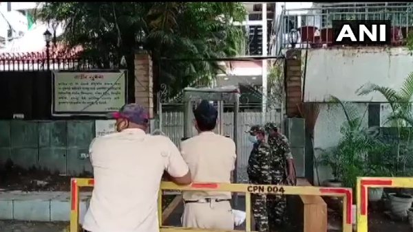 anil deshmukh-residence anil deshmukh-residence