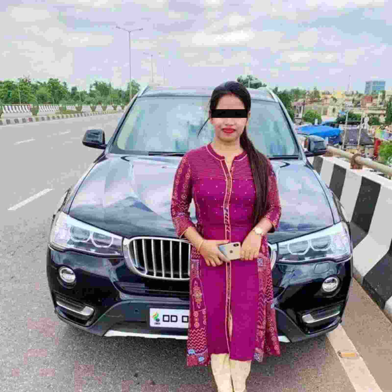 Bhubaneswar Lady Blackmailer 