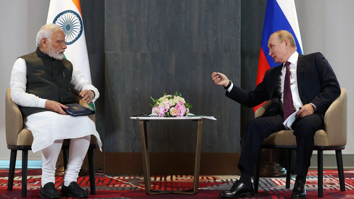 putin-modi-discussion putin-modi-discussion