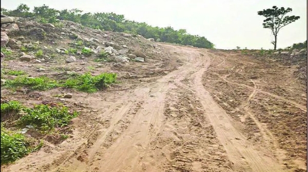 ଶିଖରଚଣ୍ଡୀ_ପାହାଡ଼