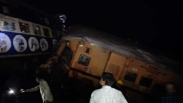 Andhra Pradesh Train Derail