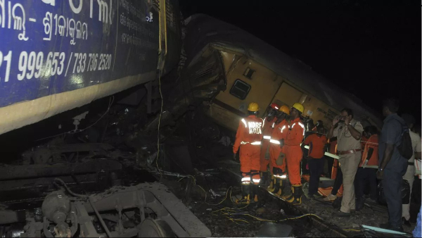 Andhra Pradesh Train Derail