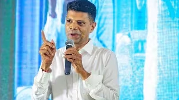 v k pandian