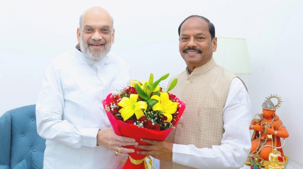 Raghubar Das meets Amit Shah i