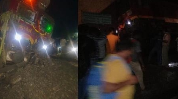 passenger train derailed in andhra pradesh