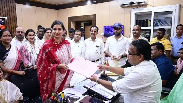 Deepali and Sophia filled nomination
