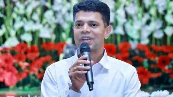 v k pandian