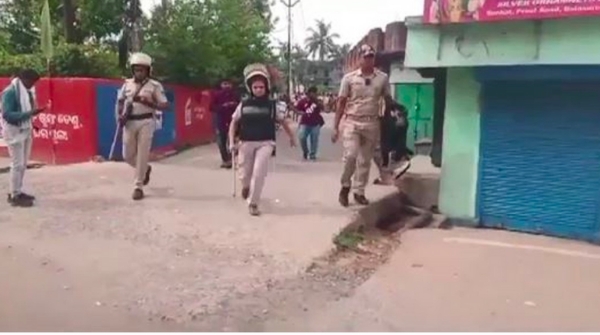 Curfew clamped in Balasore Curfew clamped in Balasore