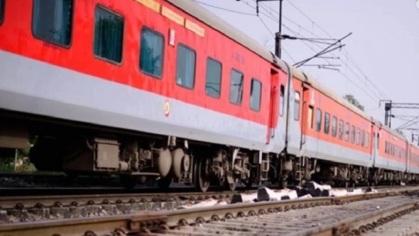 Angul-Puri passenger