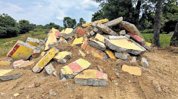 Caste Hindus raze temple in Vellore
