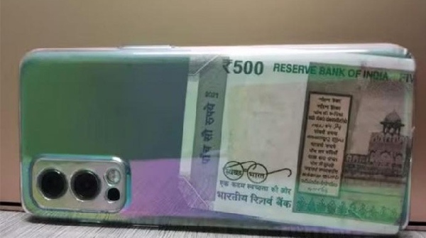 Cash In Your Mobile Cover