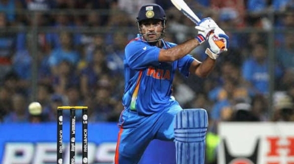 Dhoni wins heart