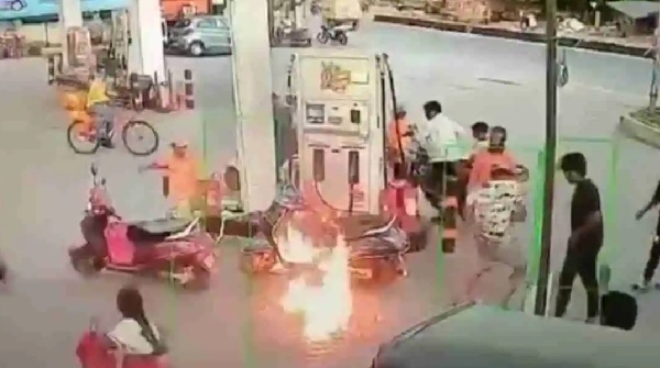 Hyderabad Petrol Pump On A Dare