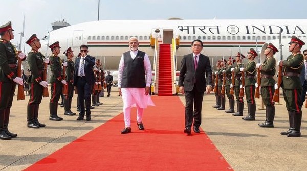 PM Modi arrives in Laos