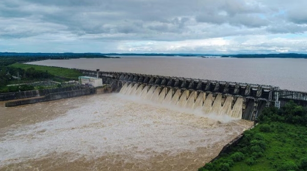 16 dams and 15 barrage