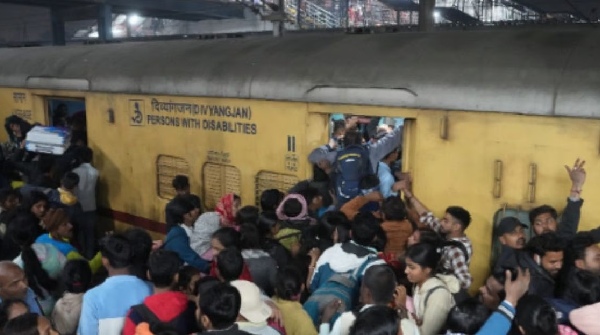New crowd control plan for stations after Delhi stampede