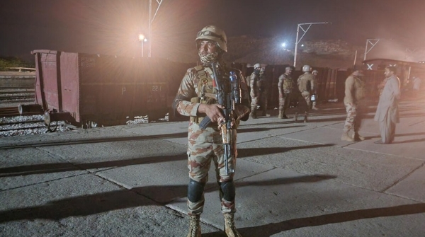 14 Pakistani Soldiers Killed