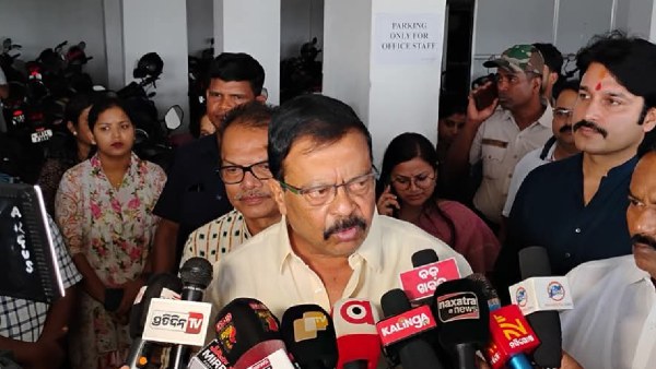 SURESH PUJARI