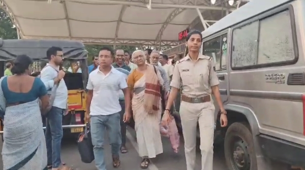 environmentalist Medha Patekar detained