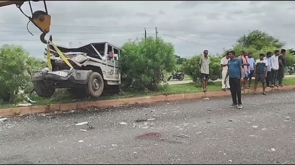School bus accident in Anandpur