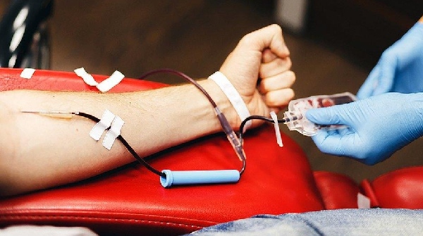 Advantages and disadvantages of donating blood