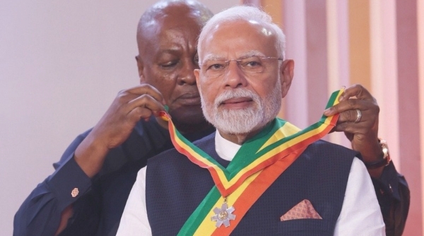 PM Modi receives Ghana s national honour Officer of the Order of the Star