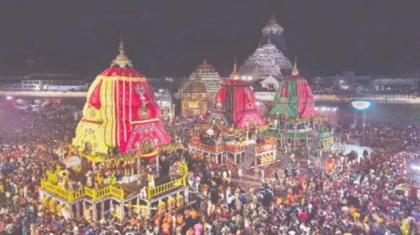 Huge crowd in Puri for Suna Besha