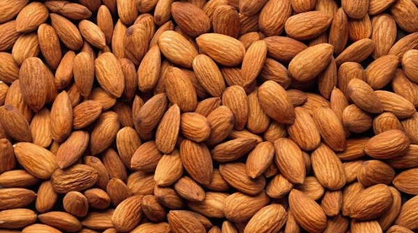 How many almonds should you eat per day