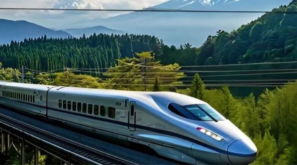 a bullet train look like a bird s beak