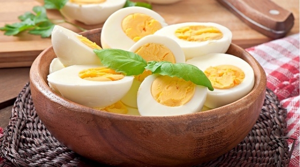 Is this patient eating eggs