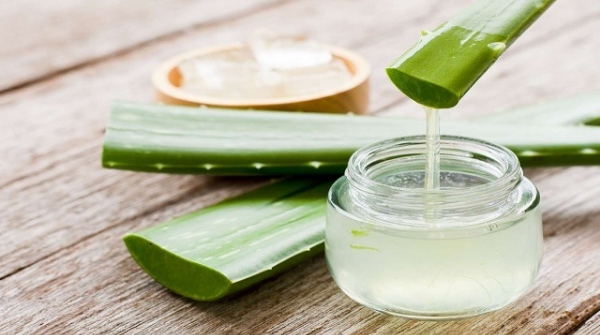 Use aloe vera like this