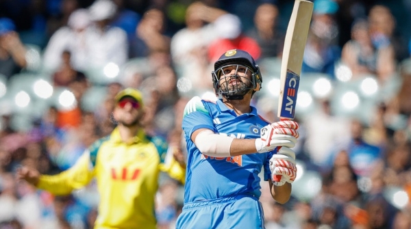 India set a target of 265 runs for Australia