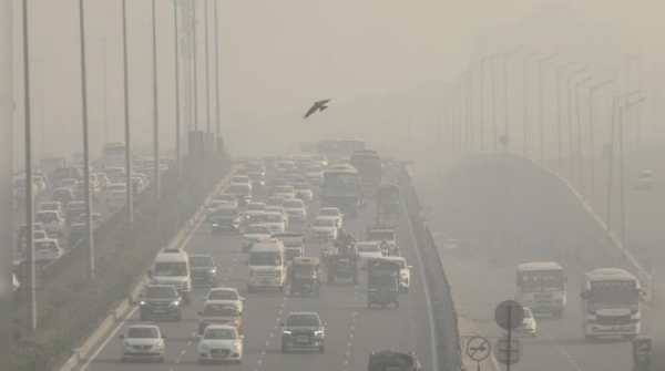 Air pollution increasing in Delhi-NCR Grade-IV restrictions imposed