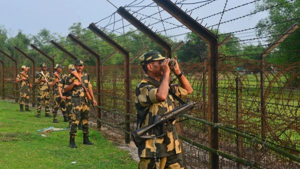 Violence in Bangladesh i