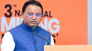 ସଂଧ୍ୟାରେ ମୁଖ୍ୟମନ୍ତ୍ରୀଙ୍କ ଜରୁରୀ ବୈଠକ, ସବୁ ଜିଲ୍ଲାପାଳଙ୍କ ସହ କରିବେ ଆଲୋଚନା