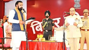 ମୁଖ୍ୟମନ୍ତ୍ରୀ ଭାବେ ଶପଥ ନେଲେ ସମ୍ରାଟ ଚୌଧୁରୀ