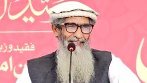 ଆତଙ୍କୀଙ୍କୁ ଘାରିଛି ଅଜଣା ବନ୍ଧୁକଧାରୀ ଭୟ , ଗୁଳିର ଶିକାର ହେଲା କୁଖ୍ୟାତ ଆତଙ୍କୀ ଅମୀର ହମ୍‌ଜା