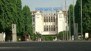 ଆଇନ ଶୃଙ୍ଖଳା ପରିସ୍ଥିତିର ସମୀକ୍ଷା କରିବେ ମୁଖ୍ୟମନ୍ତ୍ରୀ, ଭିସିରେ ଯୋଡ଼ିହେବେ ସବୁ ଏସ୍‌ପି