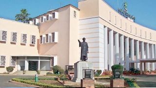 ୨୫ଟି ଶିଳ୍ପାନୁଷ୍ଠାନକୁ କାରଣ ଦର୍ଶାଅ ନୋଟିସ ଜାରି କଲେ ରାଜ୍ୟ ସରକାର