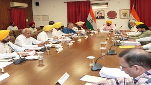 Punjab Cabinet Meeting: ਪਿਕਟਸ ਮੁਲਾਜ਼ਮਾਂ ਨੂੰ ਵੱਡੀ ਰਾਹਤ, ਨਾਨ-ਟੀਚਿੰਗ ਸਟਾਫ਼ ਹੋਵੇਗਾ ਰੈਗੂਲਰ
