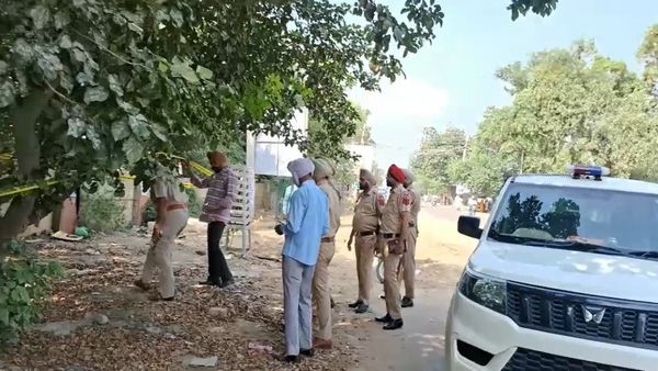 MLA ਗੁਰਦਿੱਤ ਸਿੰਘ ਸੇਖੋਂ ਦੀ ਰਿਹਾਇਸ਼ ਨੇੜੇ ਮਿਲੀ ਲਾਸ਼, ਫ਼ਰੀਦਕੋਟ ’ਚ ਮਚਿਆ ਹੜਕੰਪ