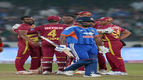 WI ਤੋਂ ਚੌਥਾ T20 ਹਾਰੀ ਟੀਮ ਇੰਡੀਆ, ਭੜਕੇ ਸੁਨੀਲ ਗਾਵਸਕਰ, ਕਿਹਾ- ਖ਼ਰਾਬ ਗੇਂਦਬਾਜ਼ੀ ਬਣੀ ਹਾਰ ਦਾ ਕਾਰਨ 