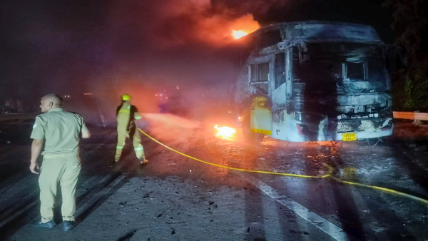 noida bus fire noida bus fire