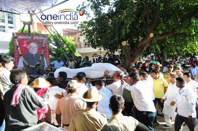 PHOTOS:  HS Mahadeva Prasad Passes Away