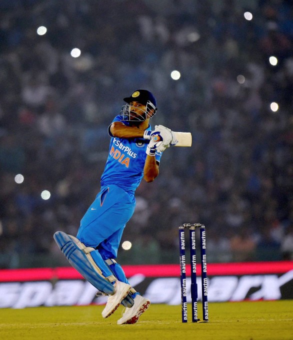 Photo Gallery : Indian Cricketer Mahendra Singh Dhoni