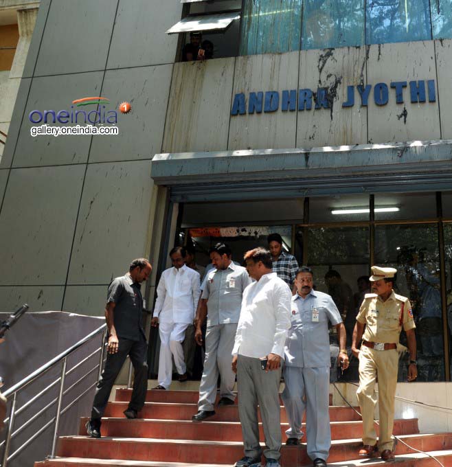 PHOTOS: Telangana CM KCR On Tuesday Has Visited The Andhra Jyothi Office