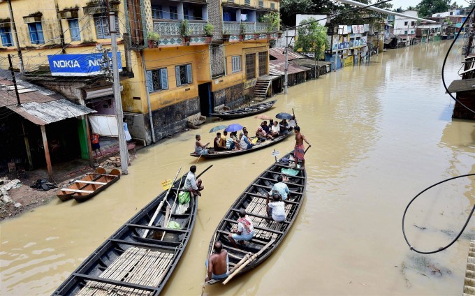 PHOTOS: Heavy Rainfall In West Bengal 2017